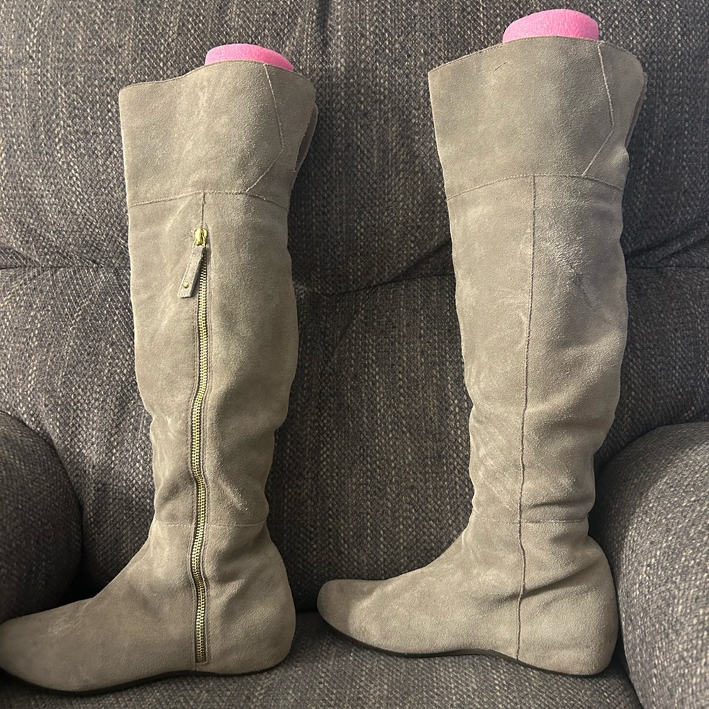Steve Madden women’s size 9 knee high boots